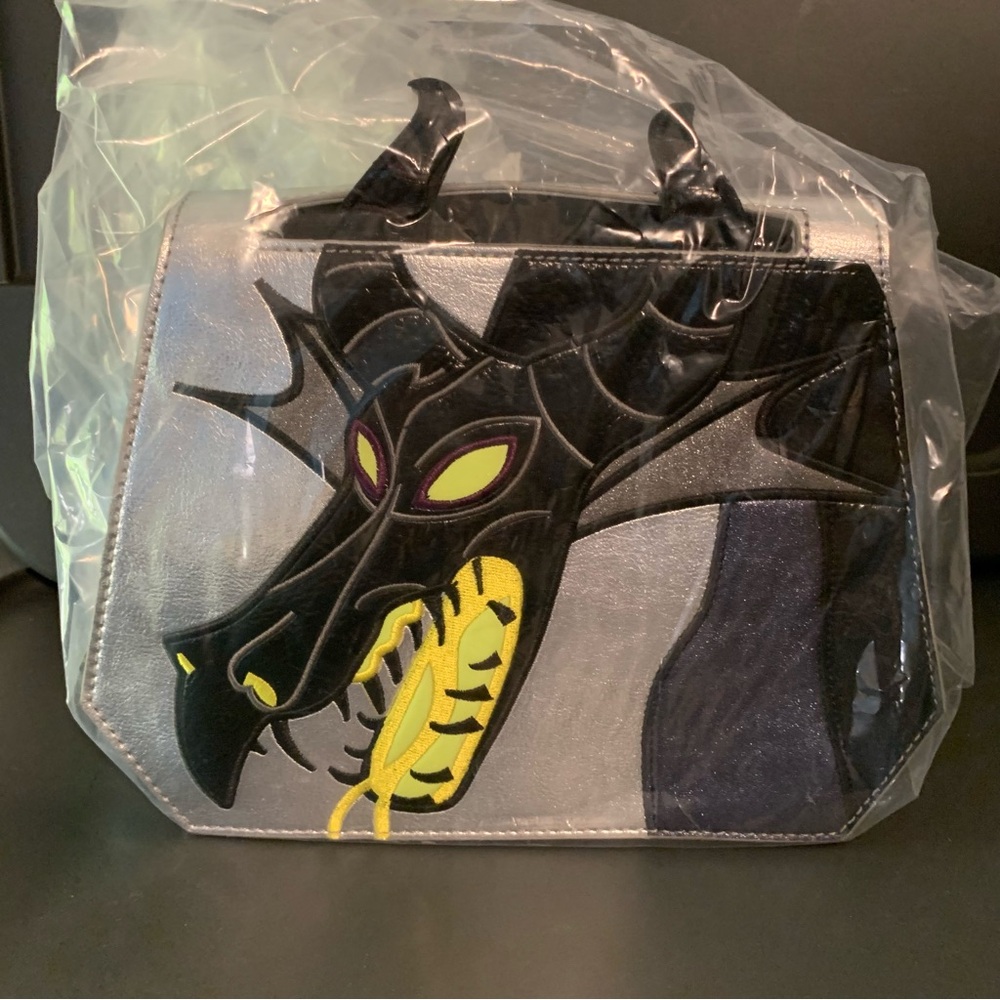 Maleficent / Maleficent Dragon Crossbody Clutch